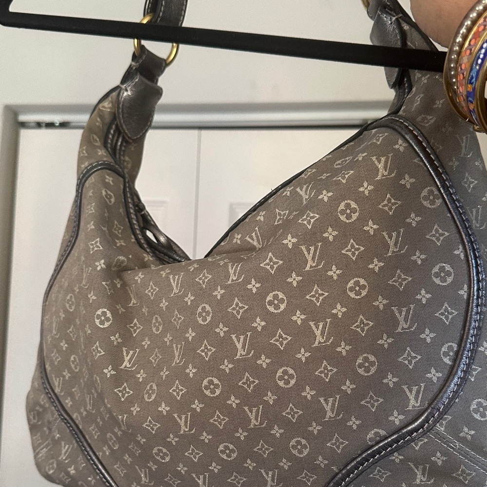 Authentic Louis Vuitton Manon gray Jean GM Mini Lin Manon Monogram Shoulder Bag